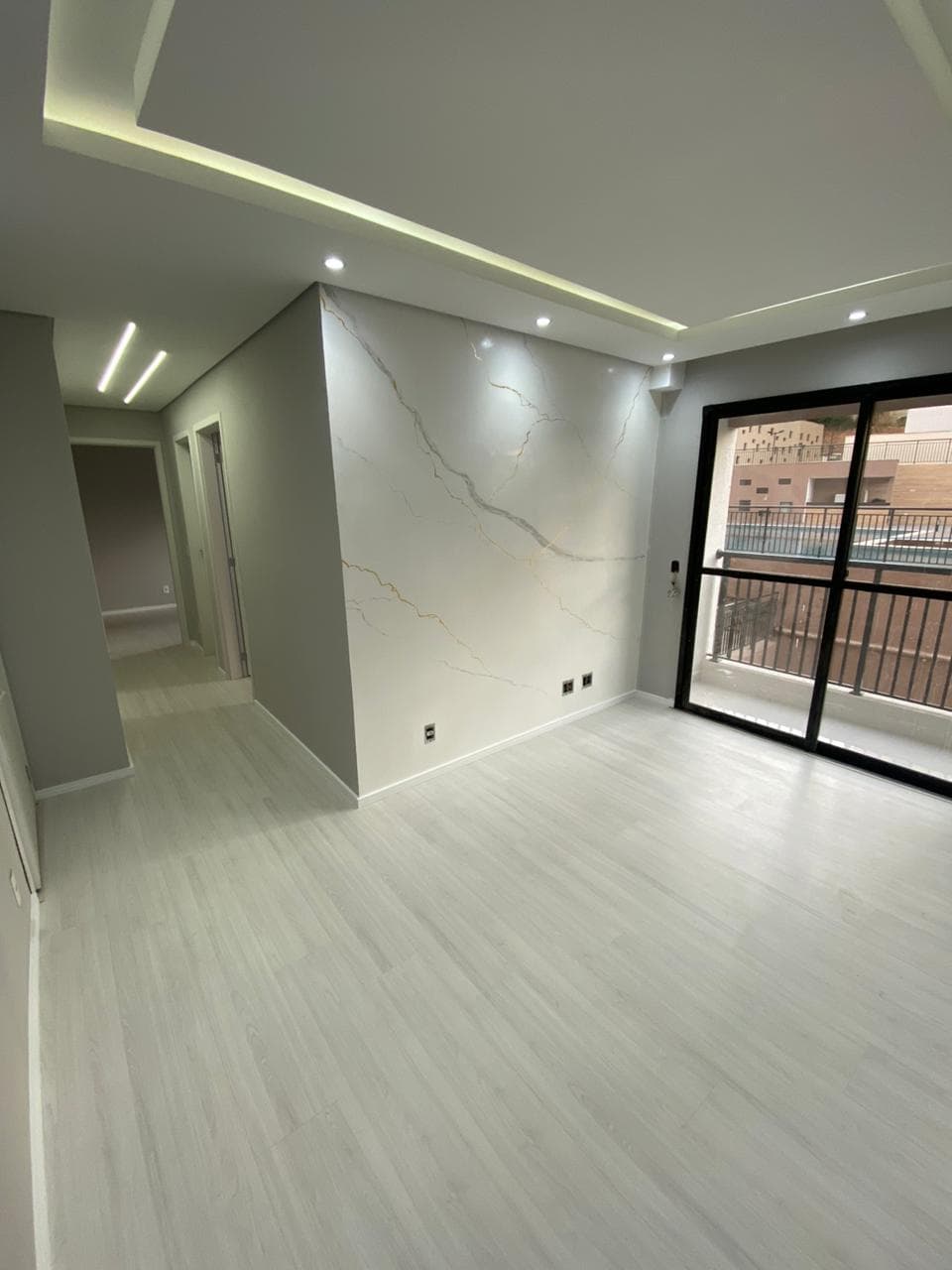 Piso instalado — foto 1
